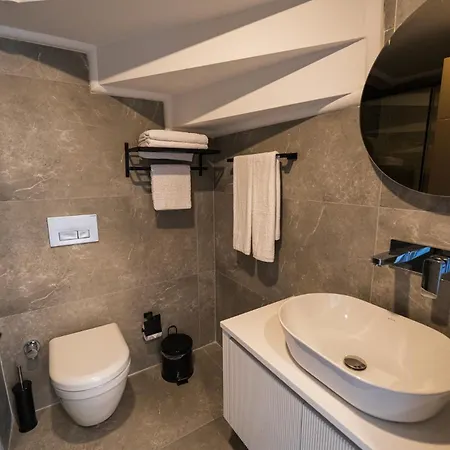 Lara Breeze Kundu Kanyon * 安塔利亚