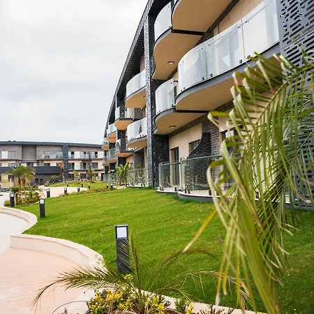 Apartamento Lara Breeze Kundu Kanyon