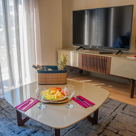 Apartamento Lara Breeze Kundu Kanyon